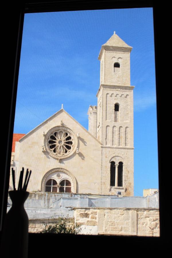 דירות ג'ובינאצו Casa Arco Bianco מראה חיצוני תמונה