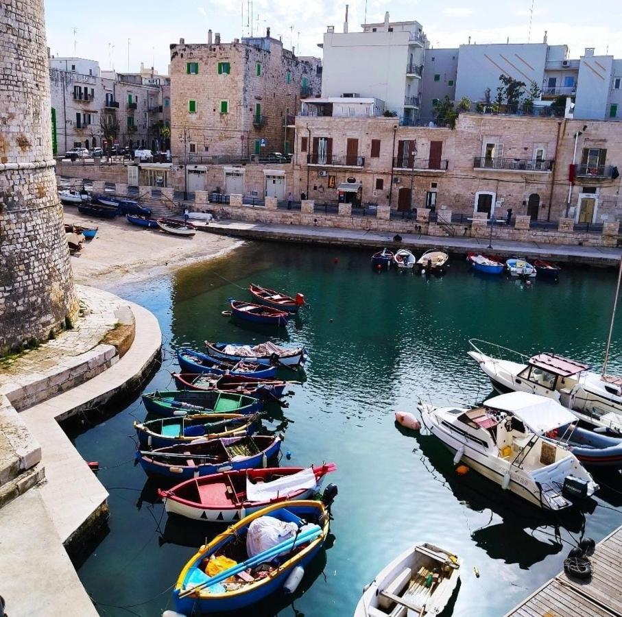 דירות ג'ובינאצו Casa Arco Bianco מראה חיצוני תמונה