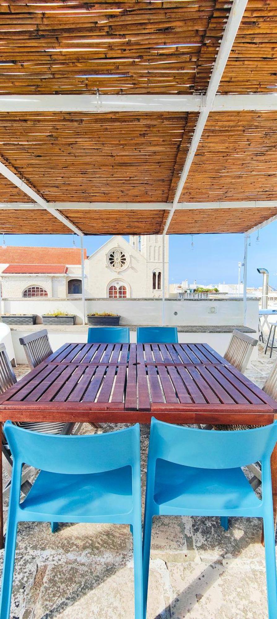 דירות ג'ובינאצו Casa Arco Bianco מראה חיצוני תמונה